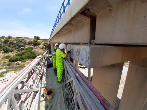 Reparación de fustes y dinteles en la AP7 en Tarragona, Castellón, Valencia y Alicante.